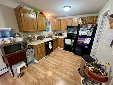 69 Oakridge Drive Londonderry NH 03053