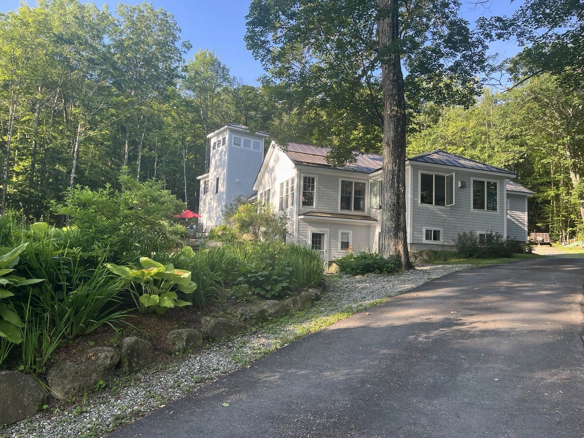 586 Bunker Road New London NH 03257