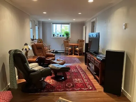 586 Bunker Road New London NH 03257