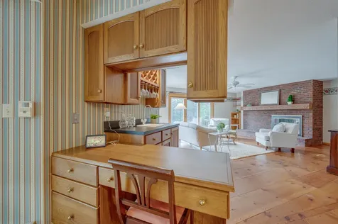 158 Quail Run New London NH 03257