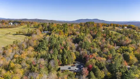 158 Quail Run New London NH 03257