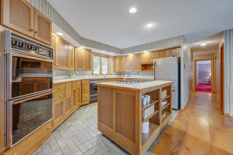 158 Quail Run New London NH 03257