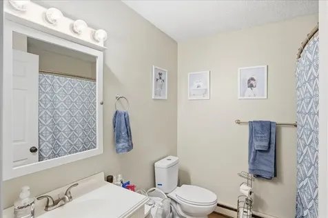 84 Twin Oaks Terrace South Burlington VT 05403