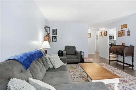 84 Twin Oaks Terrace South Burlington VT 05403