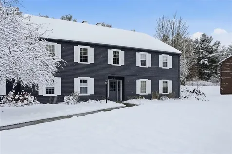 84 Twin Oaks Terrace South Burlington VT 05403