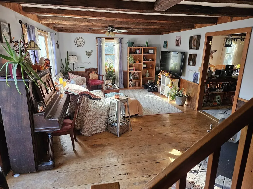 205 Hurd Hill Road Lyman NH 03585