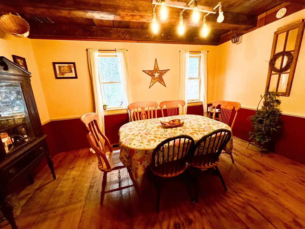 205 Hurd Hill Road Lyman NH 03585