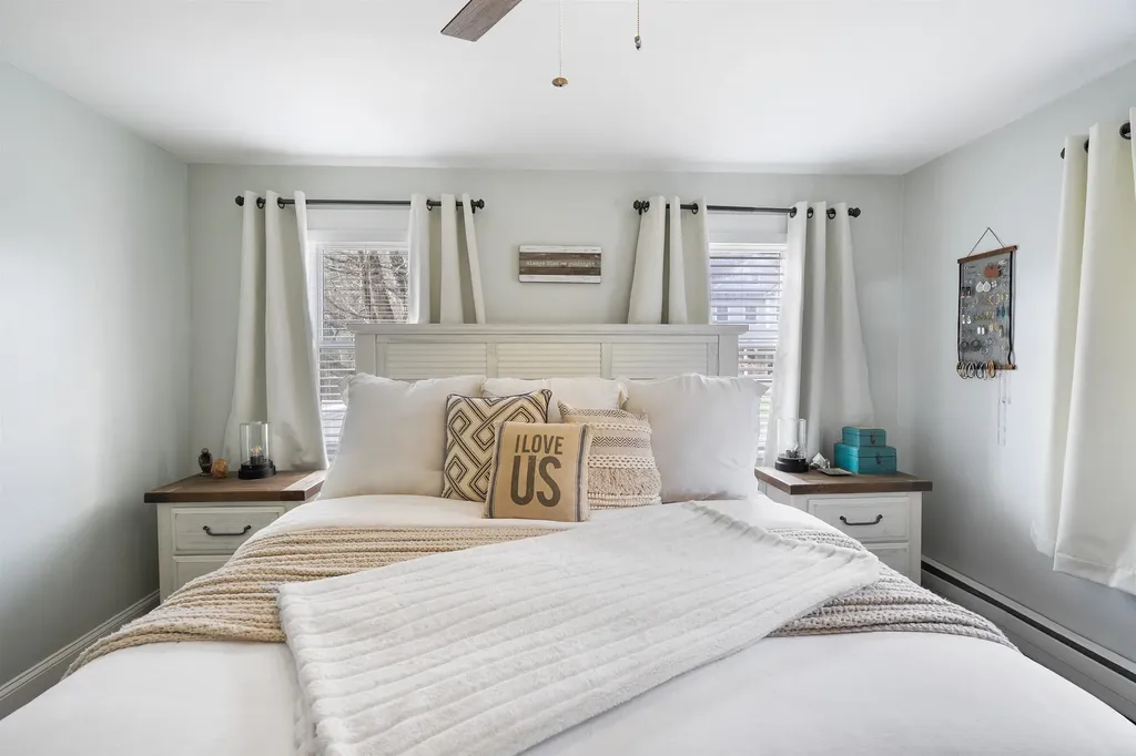 133 Brookdale Road Salem NH 03079