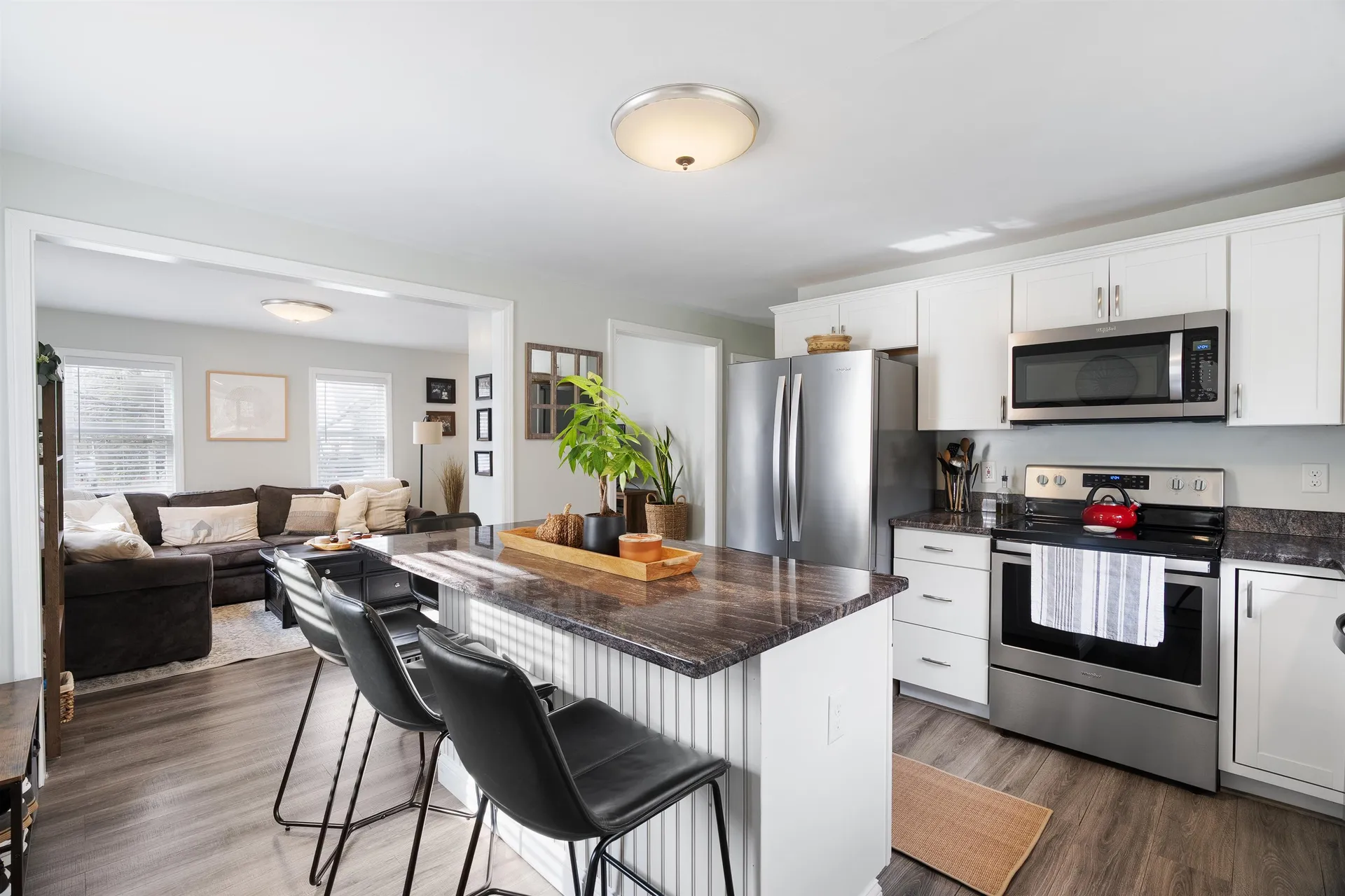 133 Brookdale Road Salem NH 03079