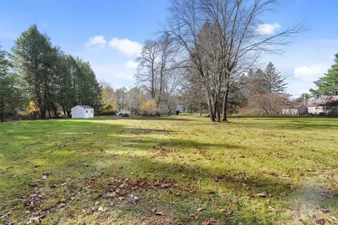 133 Brookdale Road Salem NH 03079