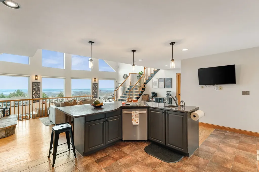 135 Hillcrest Heights St. Albans Town VT 05478