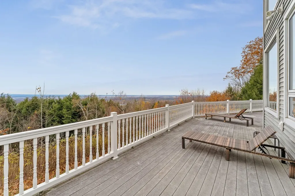 135 Hillcrest Heights St. Albans Town VT 05478