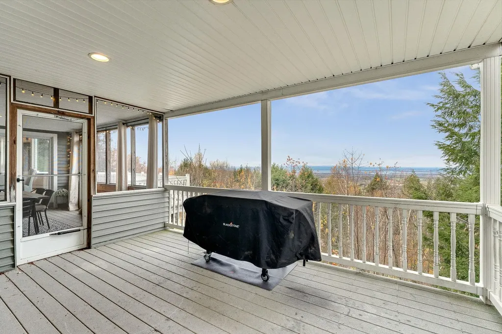 135 Hillcrest Heights St. Albans Town VT 05478