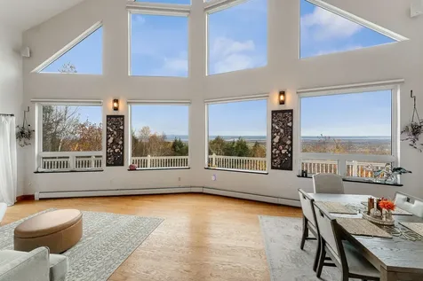 135 Hillcrest Heights St. Albans Town VT 05478