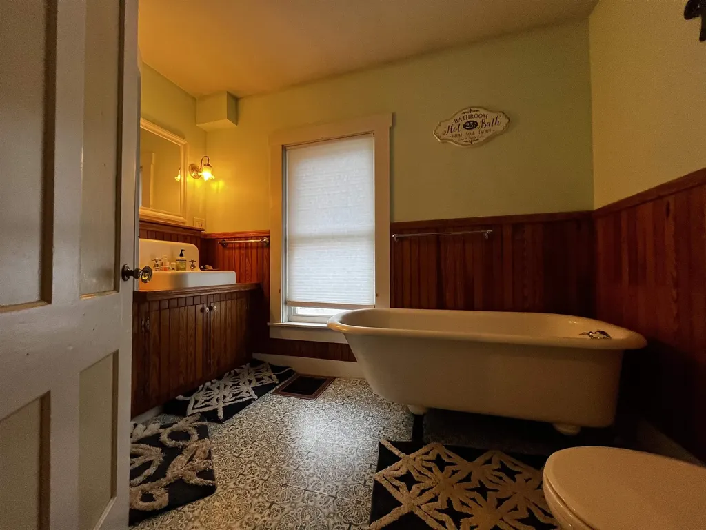 10 Sheldon Place Rutland City VT 05701