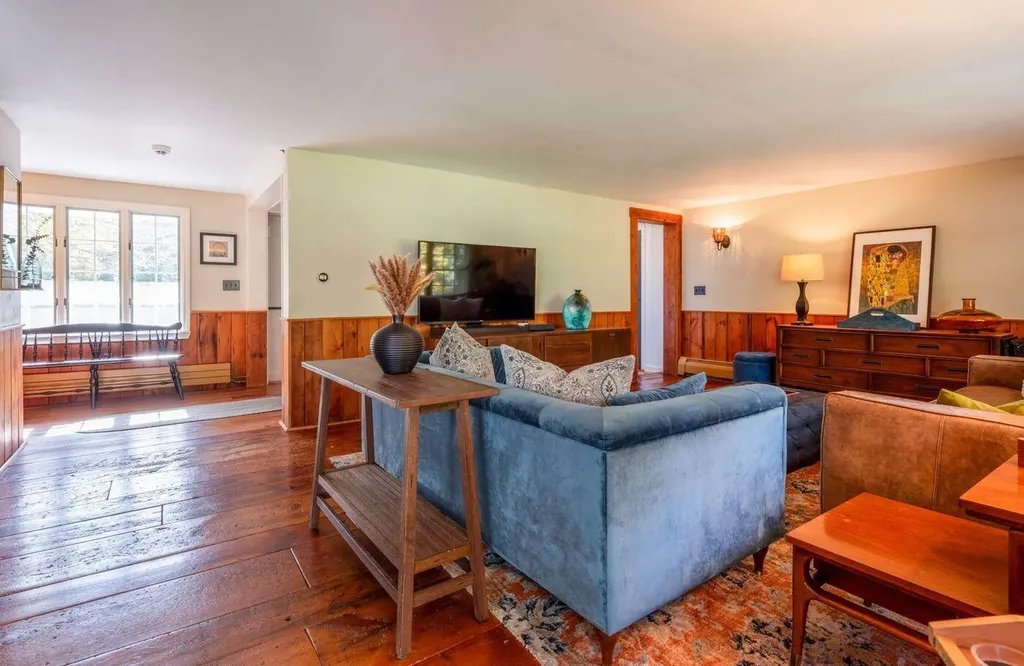 98 Sweet Hill Road Plaistow NH 03865