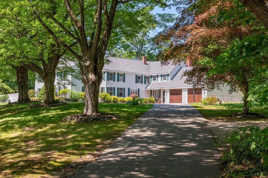 98 Sweet Hill Road Plaistow NH 03865