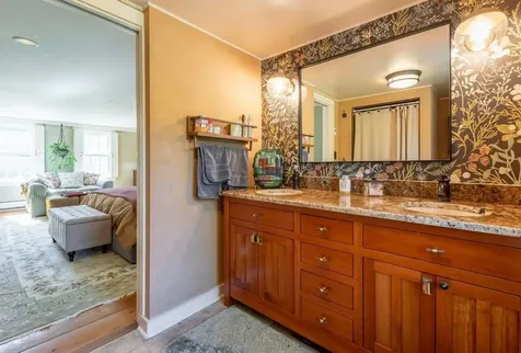 98 Sweet Hill Road Plaistow NH 03865