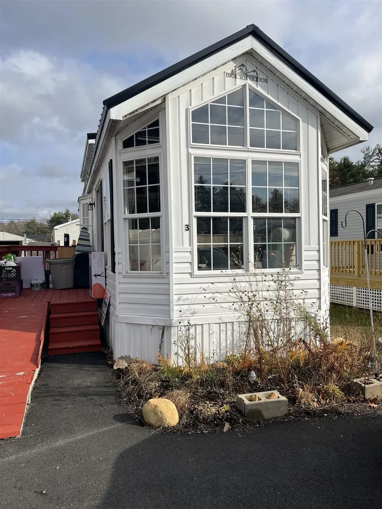 3 Dudley Court Somersworth NH 03878