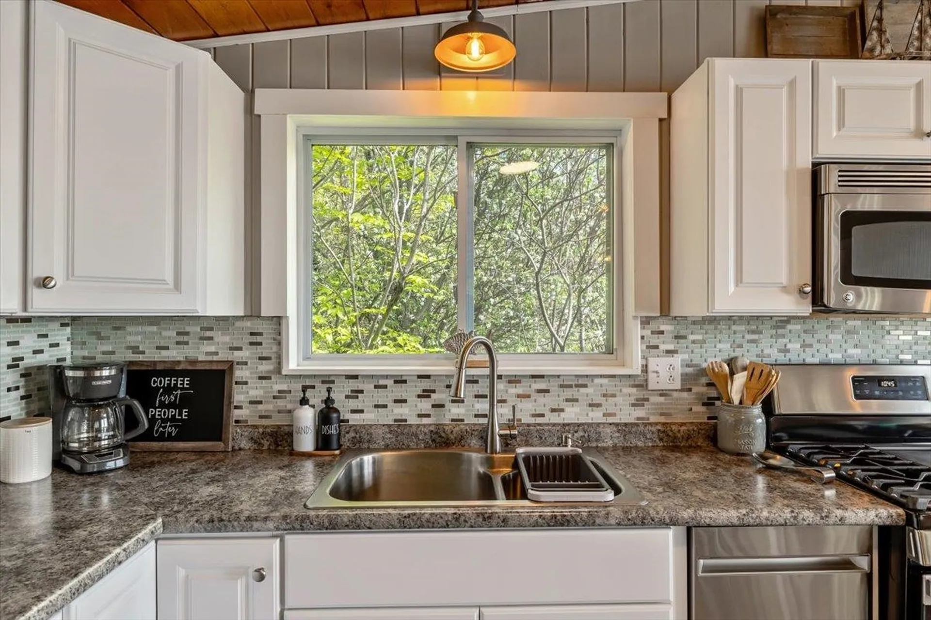 235 Pleasant View Drive North Hero VT 05474