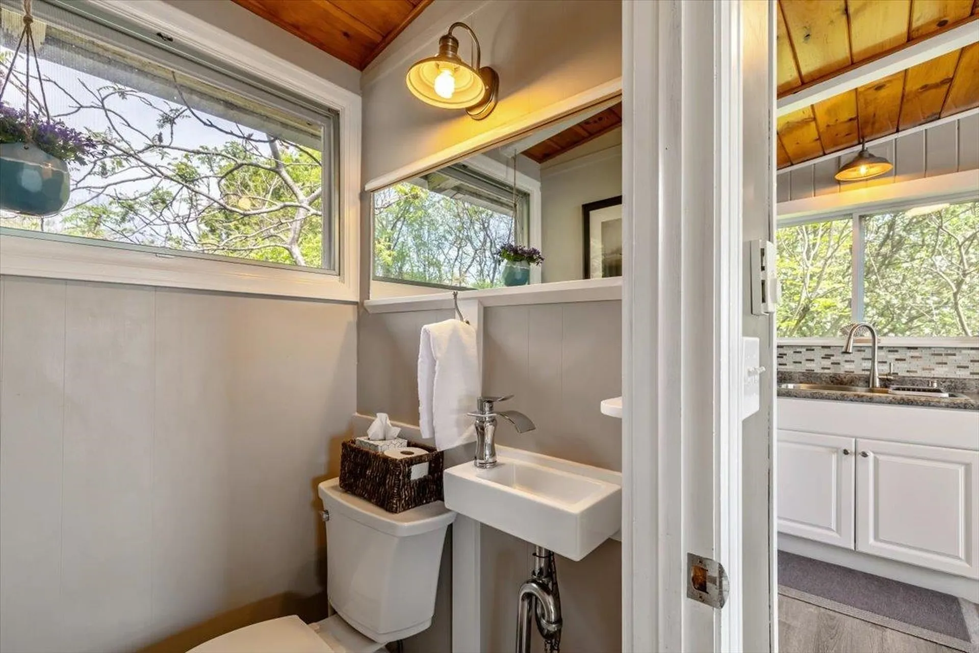 235 Pleasant View Drive North Hero VT 05474