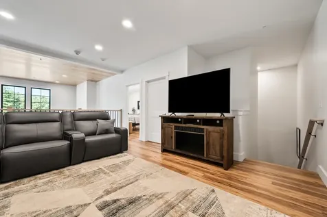 239 Skimobile Road Conway NH 03860