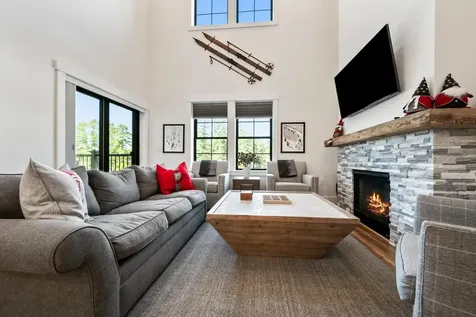 239 Skimobile Road Conway NH 03860