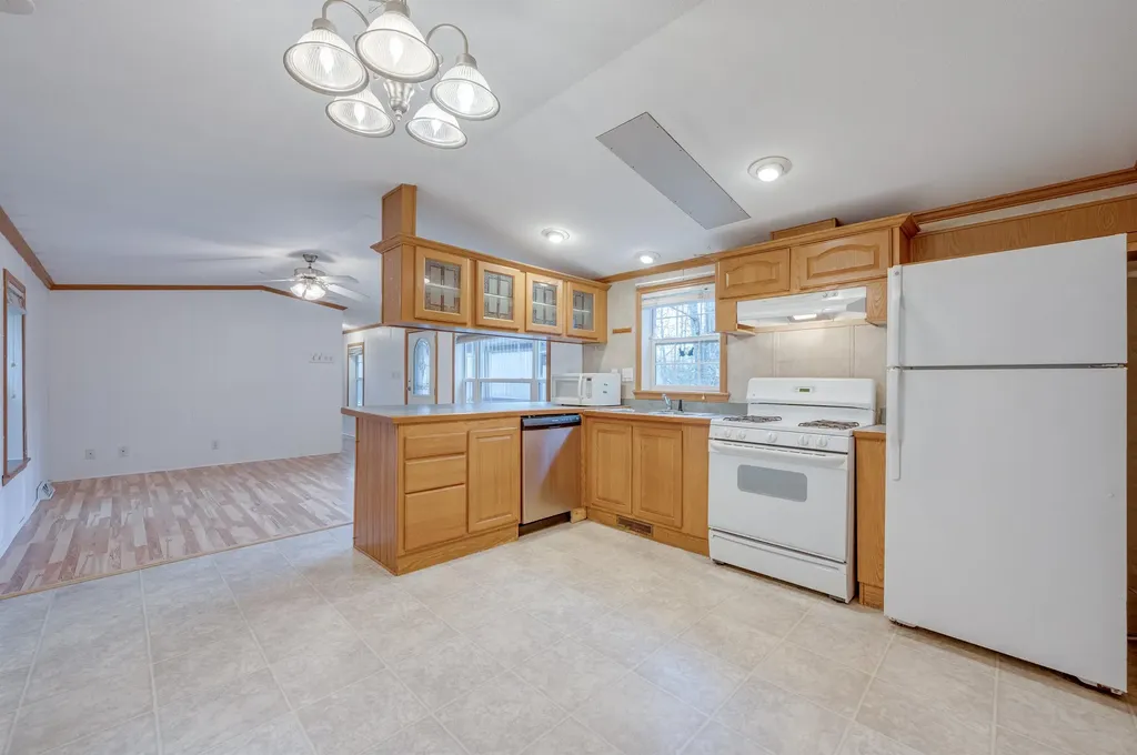 86 Nh Route 4a Lebanon NH 03766