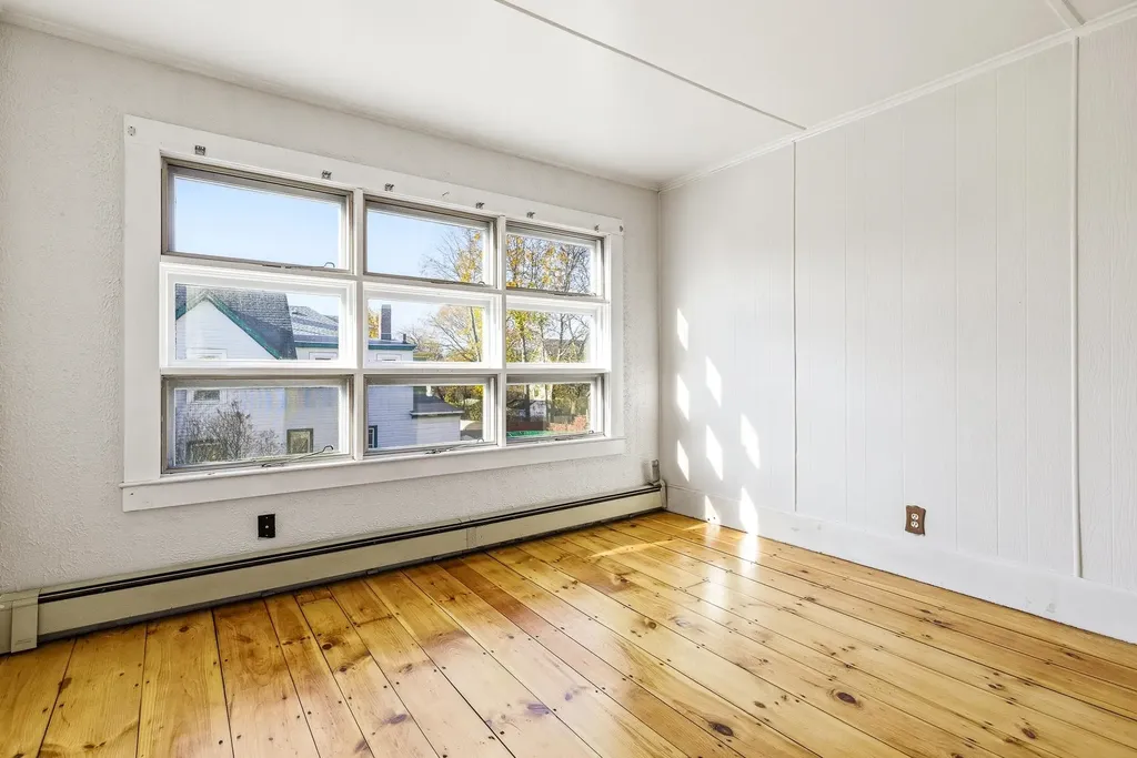 51 Chestnut Street Rochester NH 03867