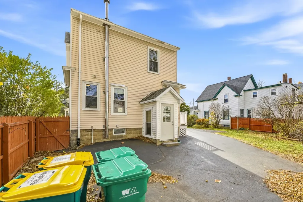 51 Chestnut Street Rochester NH 03867