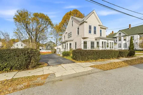 51 Chestnut Street Rochester NH 03867