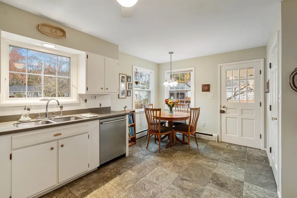 65 Brewer Parkway South Burlington VT 05403