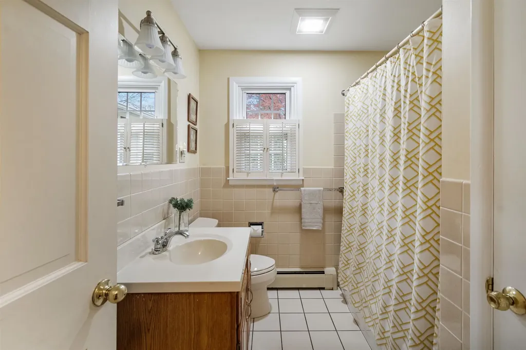 65 Brewer Parkway South Burlington VT 05403