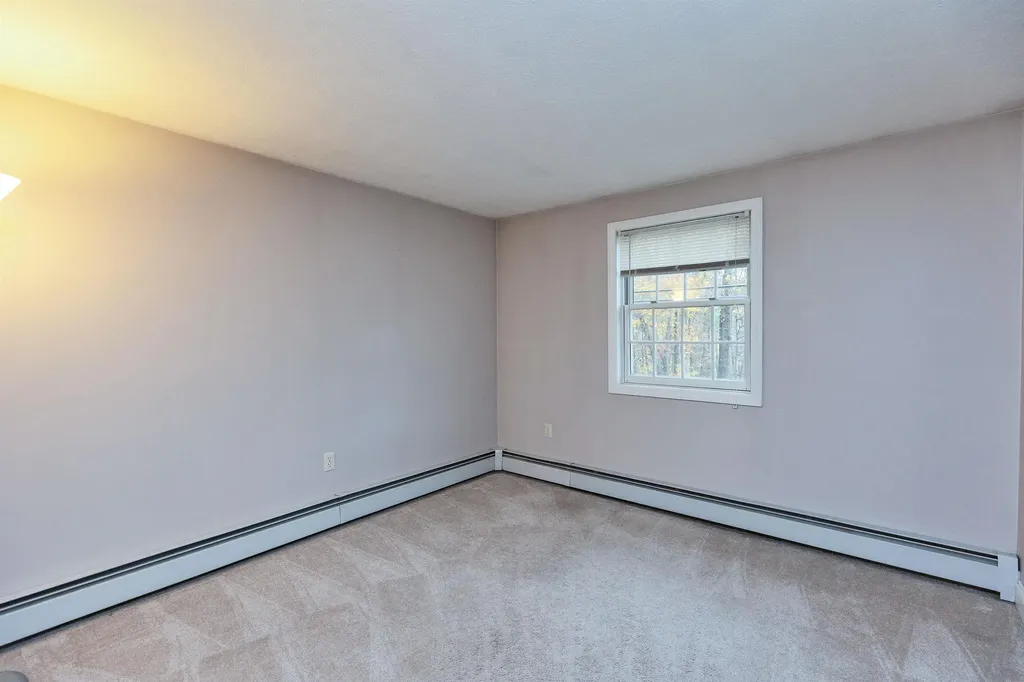 188 Harris Road Nashua NH 03062