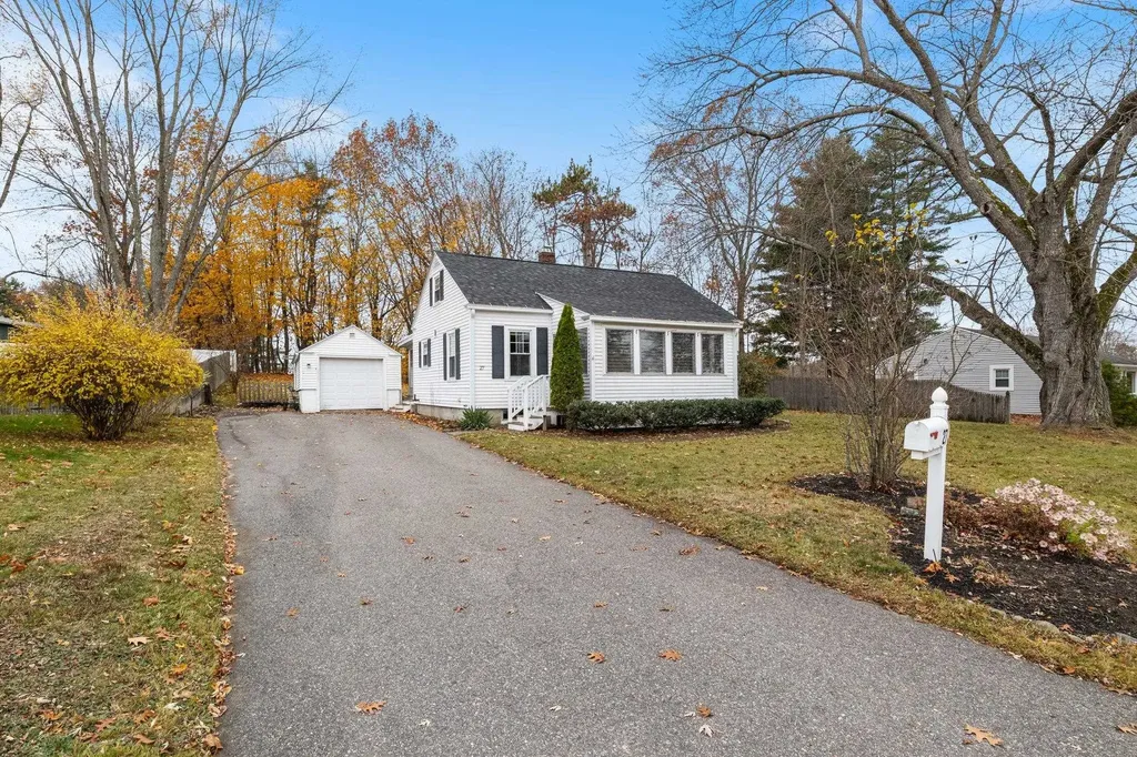 27 Atlantic Avenue Dover NH 03820