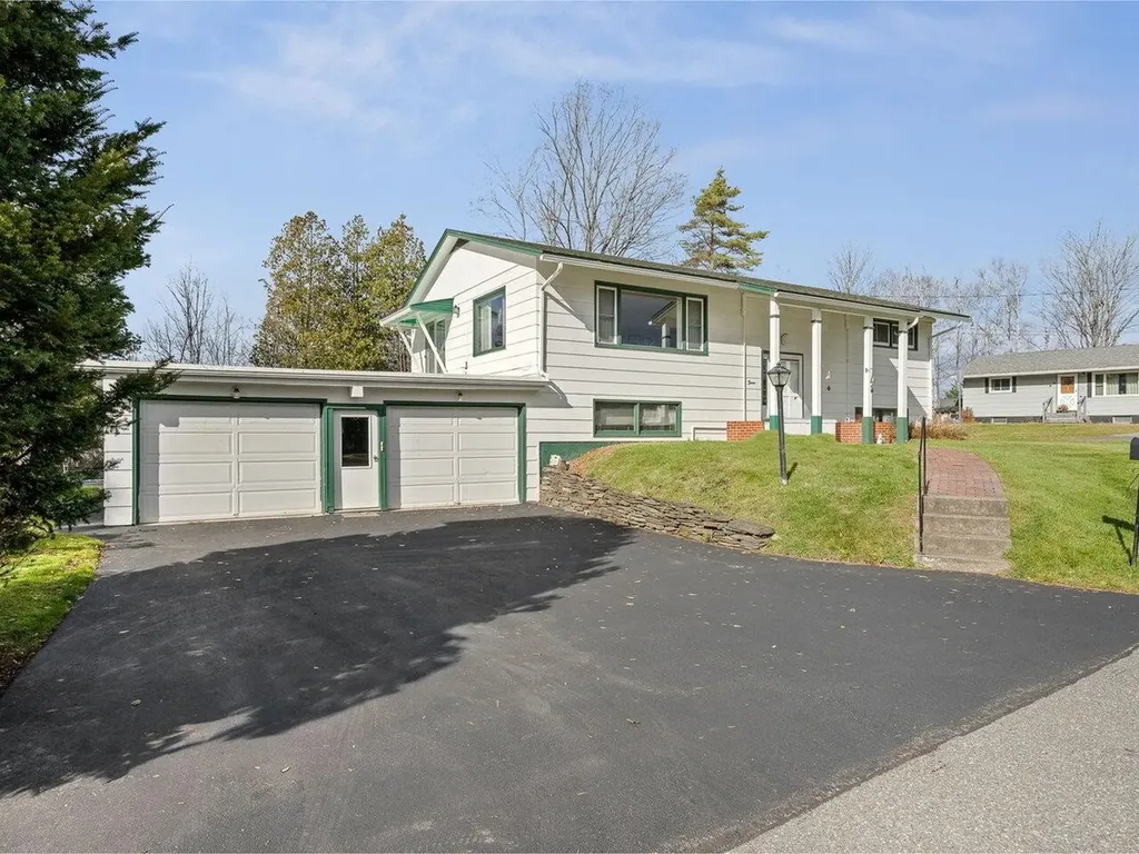 7 Sunrise Avenue Barre City VT 05641