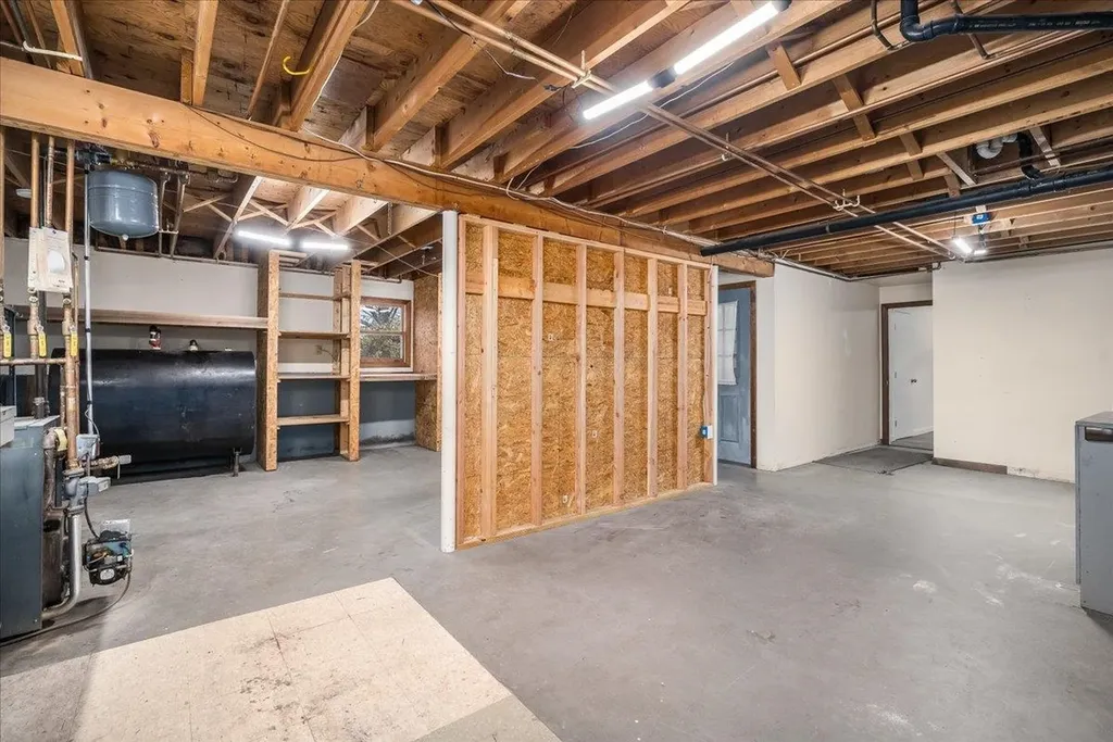 109 Old Prescott Hill Road Laconia NH 03246