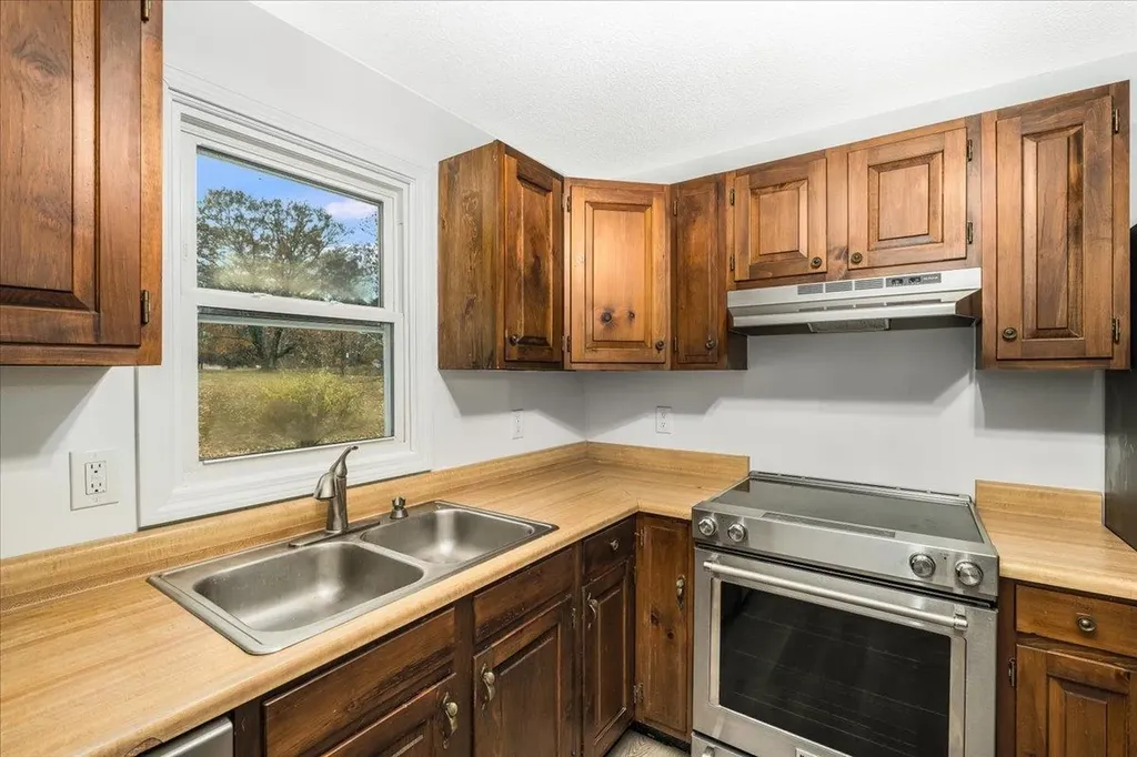 109 Old Prescott Hill Road Laconia NH 03246