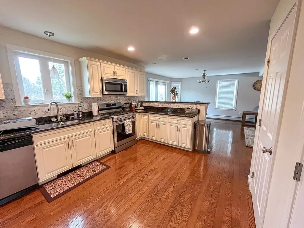 195 Zion Hill Road Northfield NH 03276