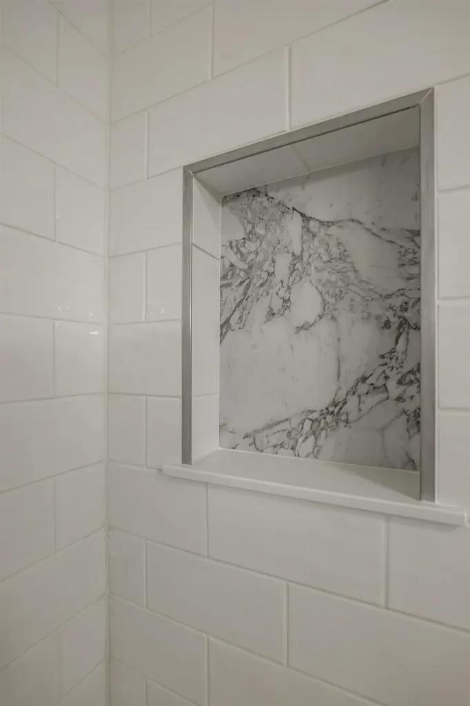 24 Hampton Falls Road Exeter NH 03833