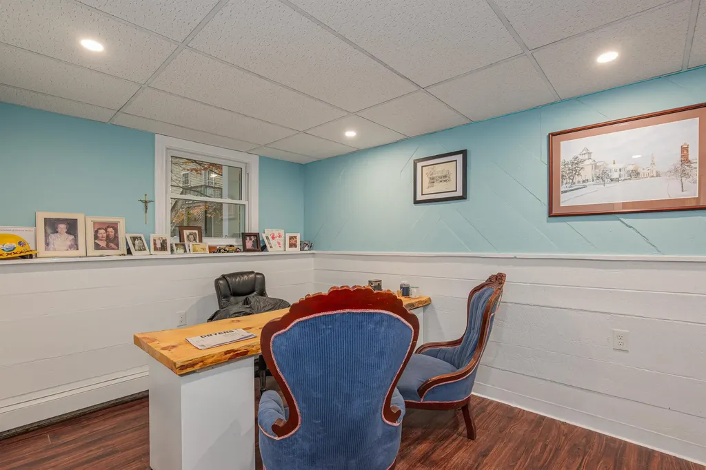 24 Hampton Falls Road Exeter NH 03833