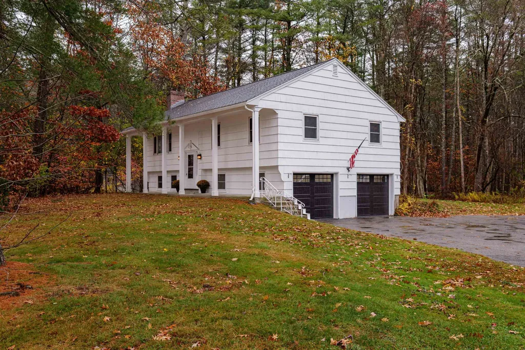 24 Hampton Falls Road Exeter NH 03833