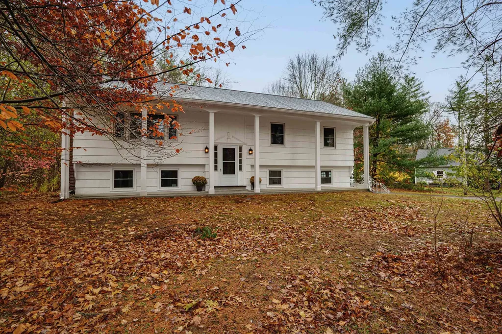 24 Hampton Falls Road Exeter NH 03833