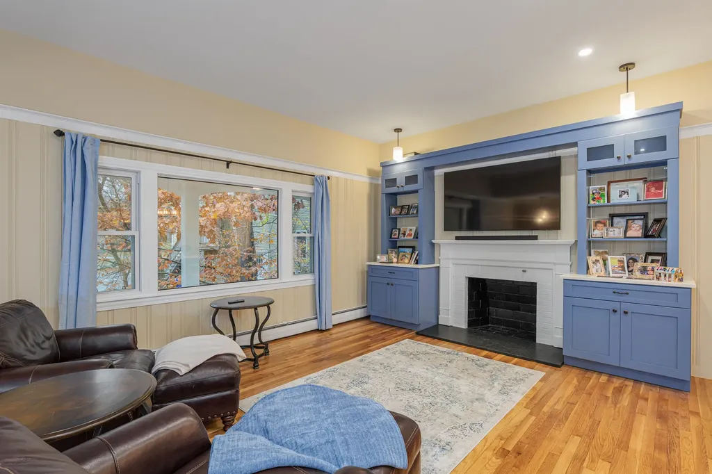 24 Hampton Falls Road Exeter NH 03833