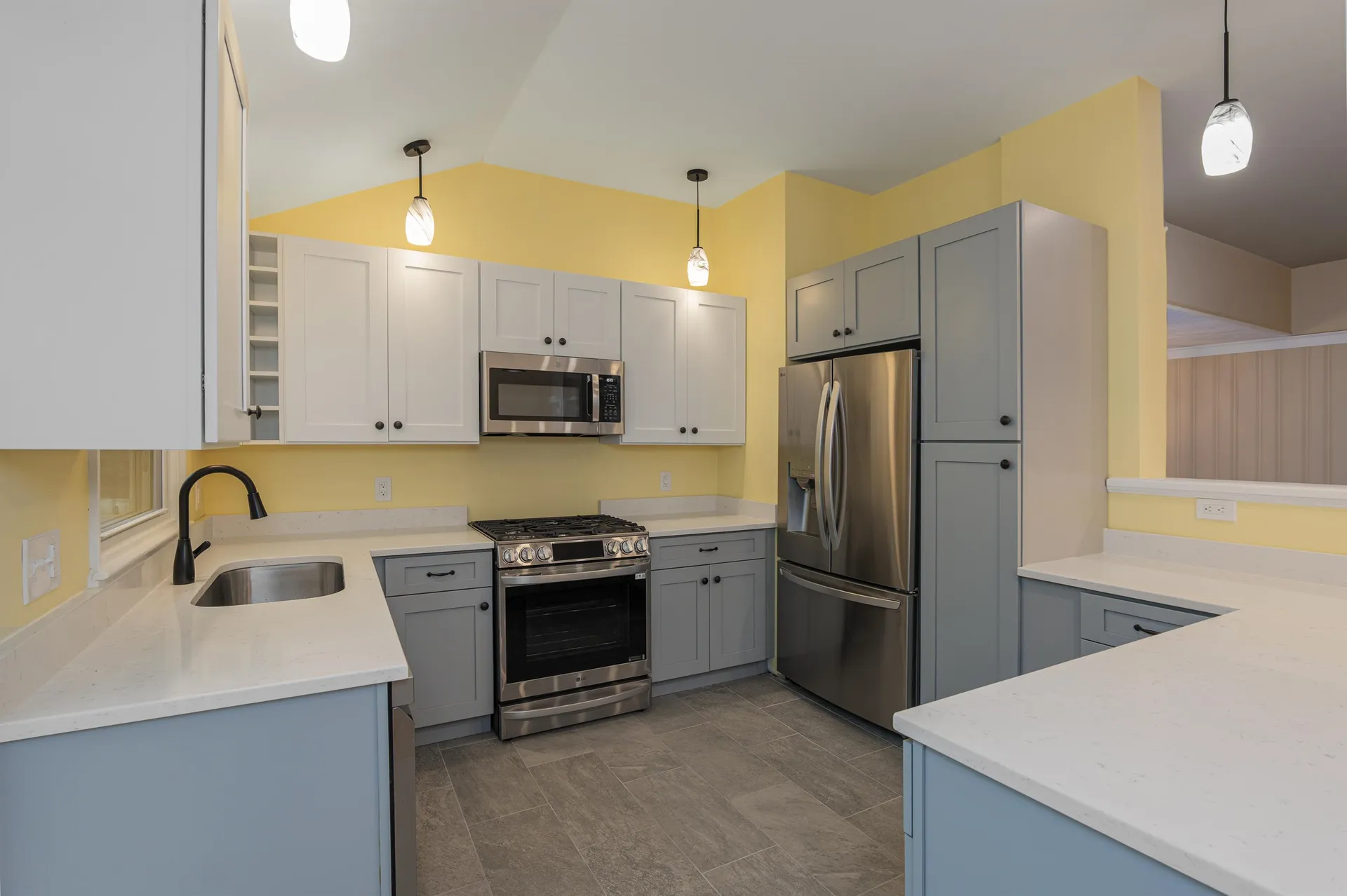 24 Hampton Falls Road Exeter NH 03833