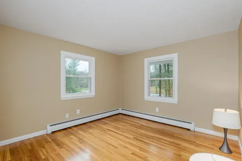 24 Hampton Falls Road Exeter NH 03833