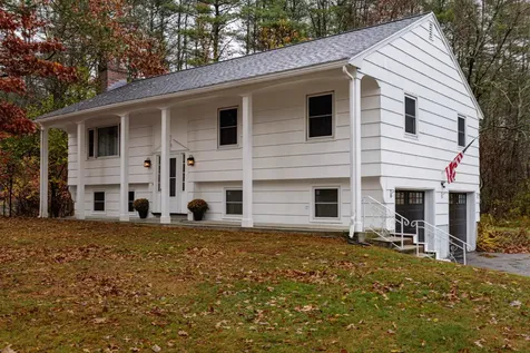 24 Hampton Falls Road Exeter NH 03833