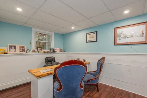 24 Hampton Falls Road Exeter NH 03833