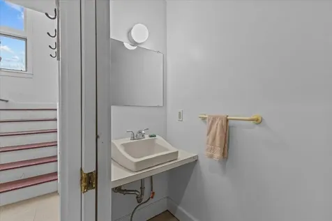 33 North Prospect Street Burlington VT 05401