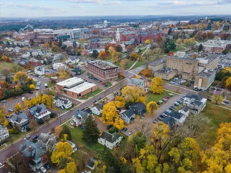 33 North Prospect Street Burlington VT 05401